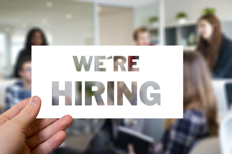 uae jobs news